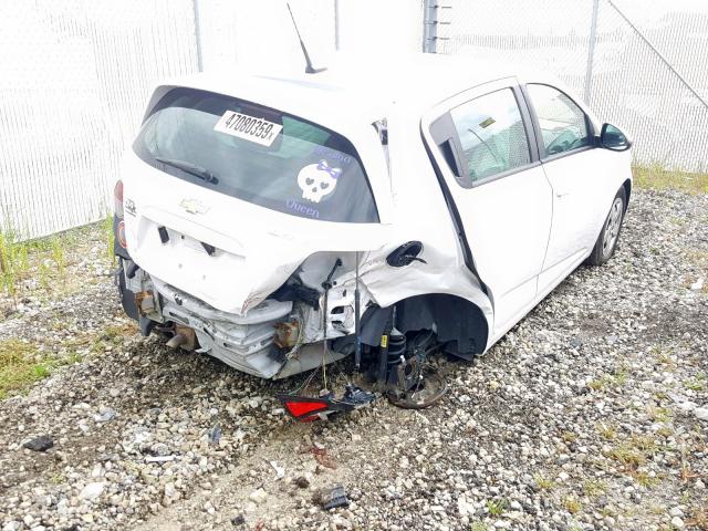 1G1JA6SH5E4172458 - 2014 CHEVROLET SONIC LS WHITE photo 9