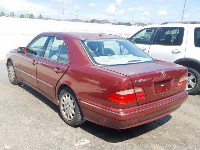 WDBJF65J21B325020 - 2001 MERCEDES-BENZ E 320 MAROON photo 3