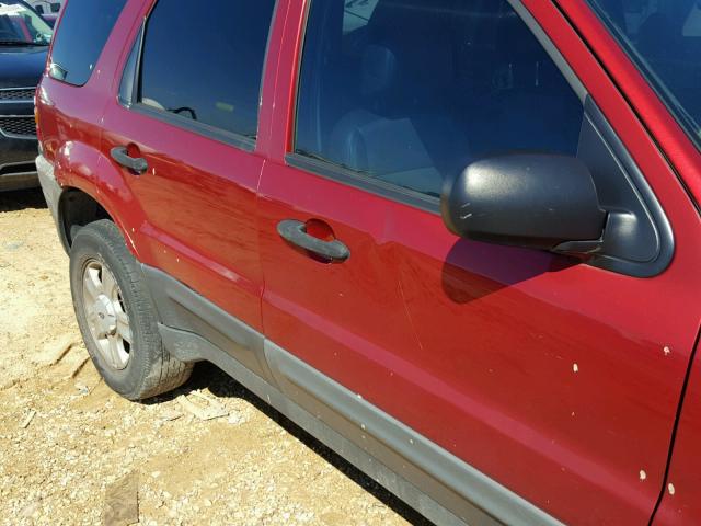 1FMYU93173KD40525 - 2003 FORD ESCAPE XLT RED photo 9