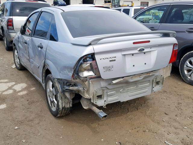 1FAFP34N77W224294 - 2007 FORD FOCUS ZX4 SILVER photo 3