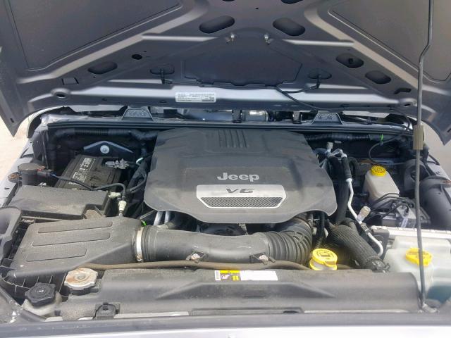 1C4AJWAG6FL761932 - 2015 JEEP WRANGLER S 银色 照片 7