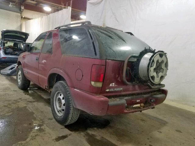 1GNCT18W02K162941 - 2002 CHEVROLET BLAZER RED photo 3