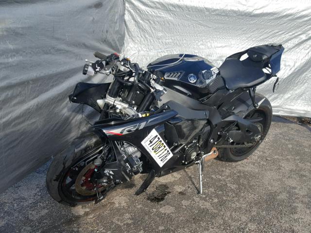 JYARN39E4JA003774 - 2018 YAMAHA YZFR1 BLACK photo 2