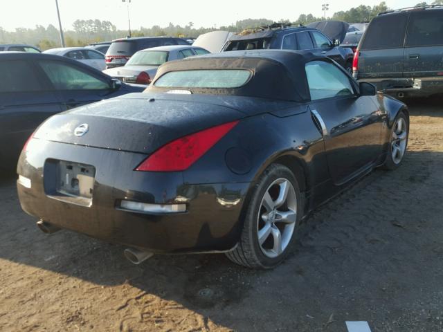 JN1BZ36A68M852327 - 2008 NISSAN 350Z ROADS BLACK photo 4