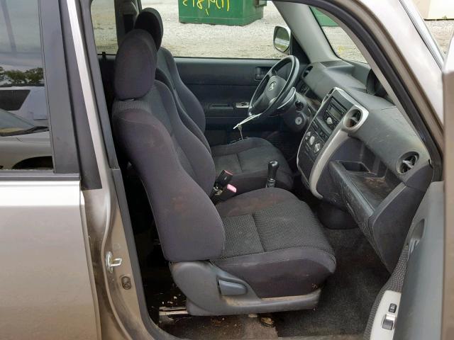 JTLKT334050203255 - 2005 TOYOTA SCION XB 银色 照片 5