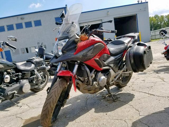 JH2RC6353DK100426 - 2013 HONDA NC700X RED photo 2