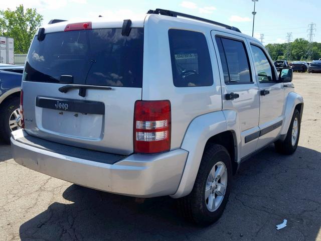 1J8GN28K19W537996 - 2009 JEEP LIBERTY SP SILVER photo 4