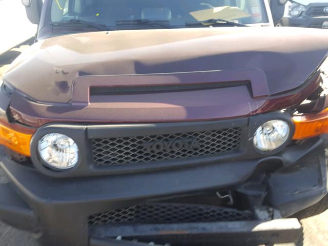 JTEZU11FX70005619 - 2007 TOYOTA FJ CRUISER MAROON photo 7