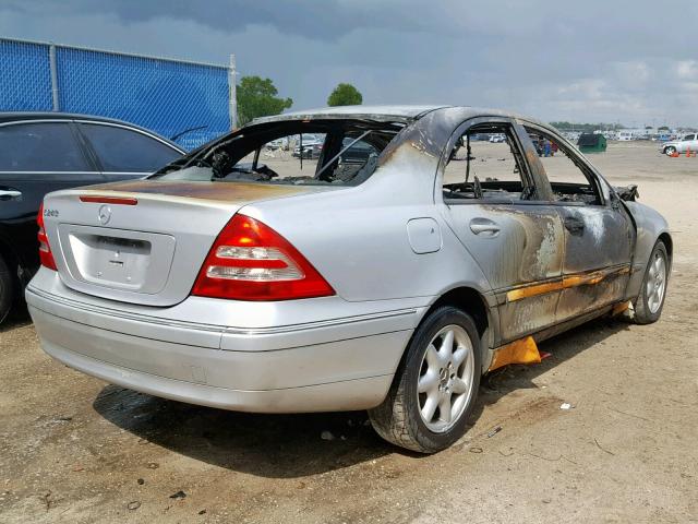 WDBRF61JX4F522216 - 2004 MERCEDES-BENZ C 240 SILVER photo 4