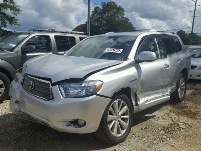 JTEJW3EH9A2042817 - 2010 TOYOTA HIGHLANDER SILVER photo 2