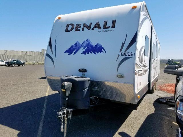 47CTD1S29DD312885 - 2013 DUTC DENALI WHITE photo 2