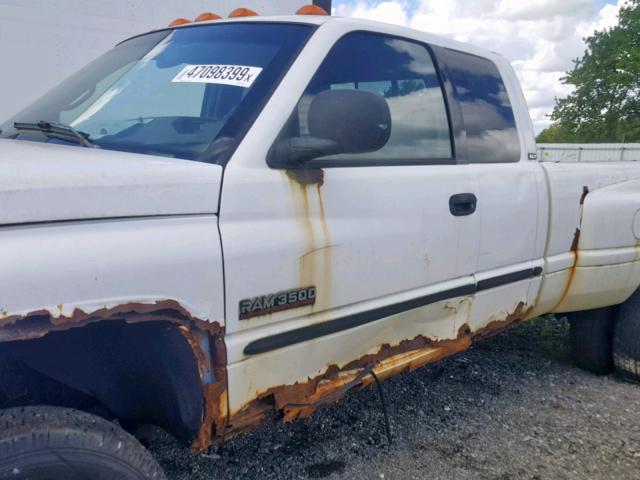 1B7MF33691J247563 - 2001 DODGE RAM 3500 WHITE photo 9