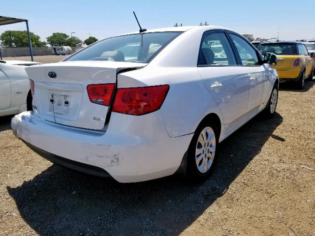 KNAFU4A24C5642652 - 2012 KIA FORTE EX WHITE photo 4