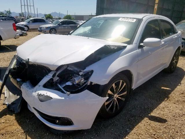 1C3CCBBG3DN712221 - 2013 CHRYSLER 200 TOURIN WHITE photo 2