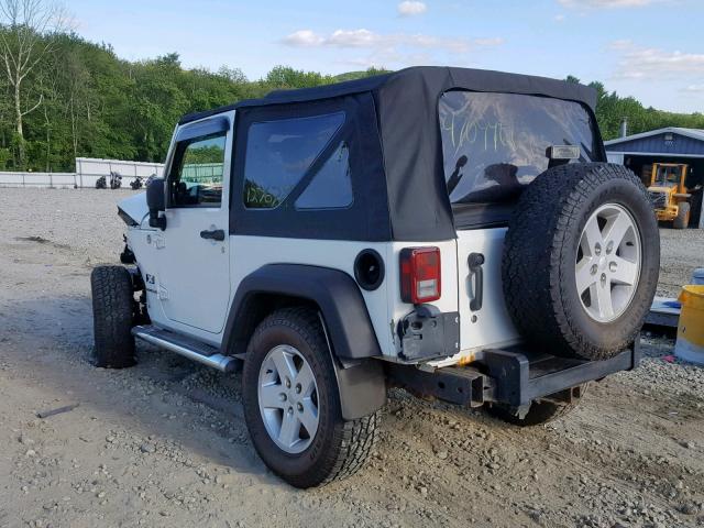 1J8FA24147L176640 - 2007 JEEP WRANGLER X WHITE photo 3