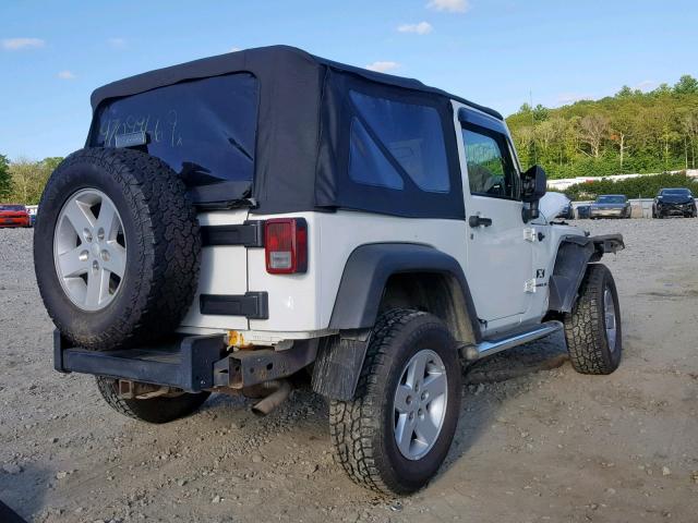 1J8FA24147L176640 - 2007 JEEP WRANGLER X WHITE photo 4