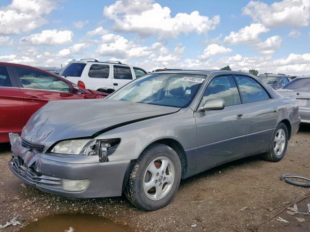 JT8BF22G6V0005187 - 1997 LEXUS ES 300 GRAY photo 2