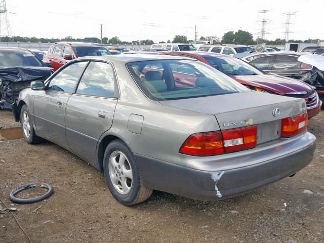 JT8BF22G6V0005187 - 1997 LEXUS ES 300 GRAY photo 3