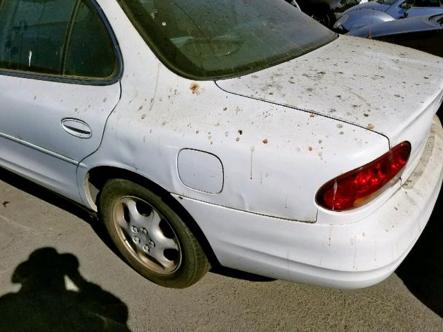 1G3WH52KXWF396233 - 1998 OLDSMOBILE INTRIGUE WHITE photo 9