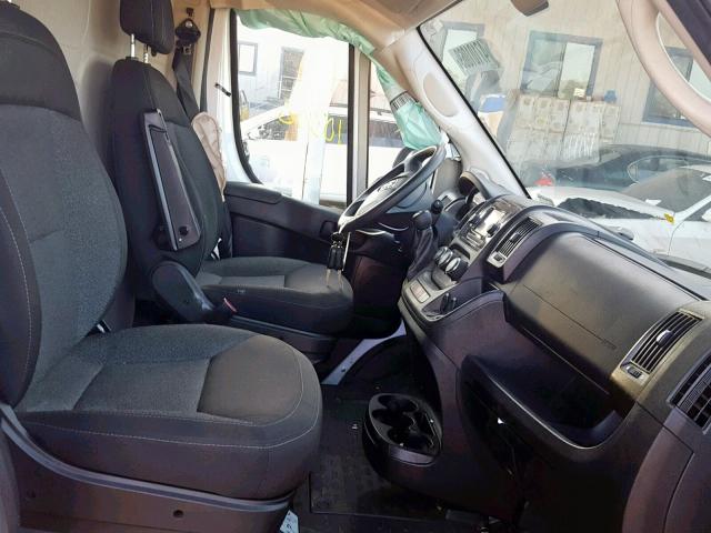 3C6TRVCG5KE510693 - 2019 RAM PROMASTER 白色 照片 5