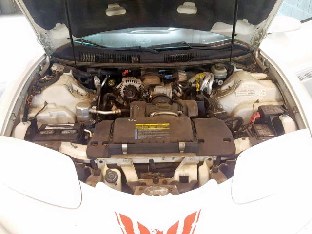 2G2FS22K2X2227105 - 1999 PONTIAC FIREBIRD WHITE photo 7