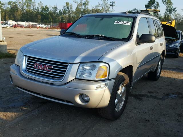 1GKDS13S062176630 - 2006 GMC ENVOY GRAY photo 2