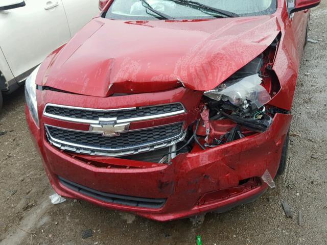 1G11D5RR8DF106070 - 2013 CHEVROLET MALIBU 1LT RED photo 9