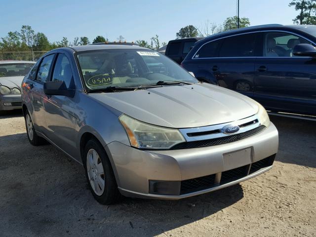 1FAHP34N48W192978 - 2008 FORD FOCUS S/SE SILVER photo 1