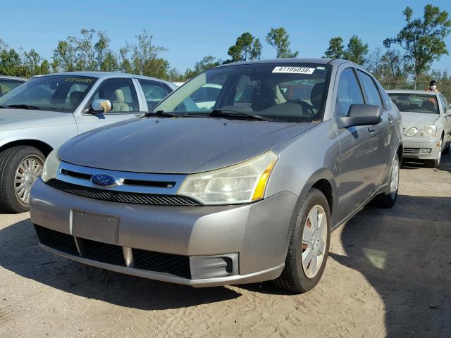 1FAHP34N48W192978 - 2008 FORD FOCUS S/SE SILVER photo 2