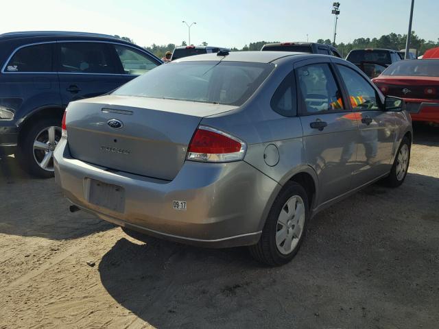 1FAHP34N48W192978 - 2008 FORD FOCUS S/SE SILVER photo 4