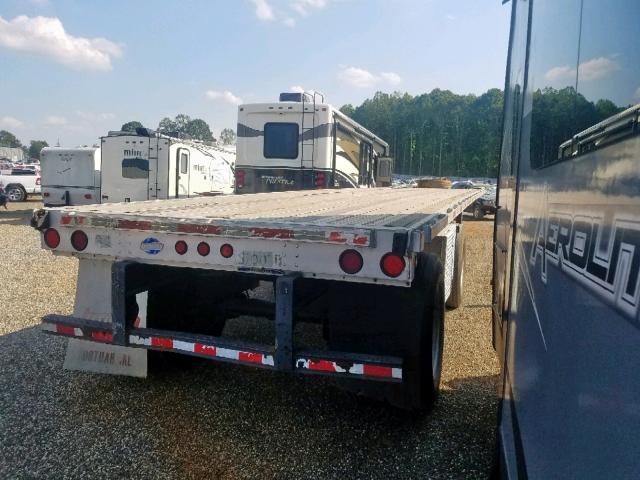 1UYFS24834A263603 - 2004 UTILITY TRAILER SILVER photo 4