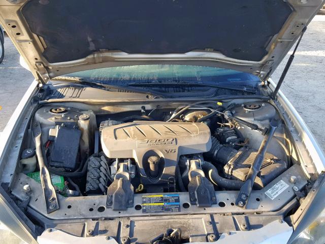 2G2WP582371102419 - 2007 PONTIAC GRAND PRIX SILVER photo 7