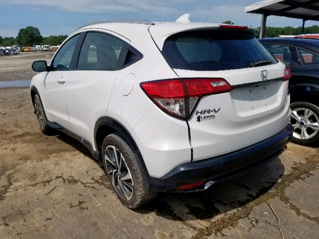 3CZRU6H17KM702628 - 2019 HONDA HR-V SPORT WHITE photo 3