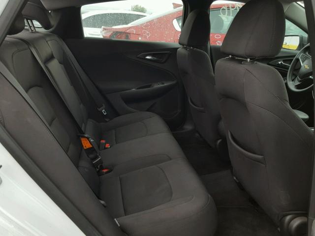 1G1ZB5ST1HF225373 - 2017 CHEVROLET MALIBU LS თეთრი ფოტო 6