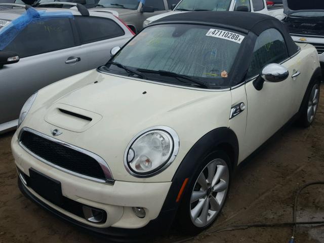 WMWSY3C58ET566646 - 2014 MINI COOPER ROA WHITE photo 2