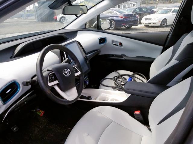 JTDKARFP3H3002267 - 2017 TOYOTA PRIUS PRIM 白色 照片 5