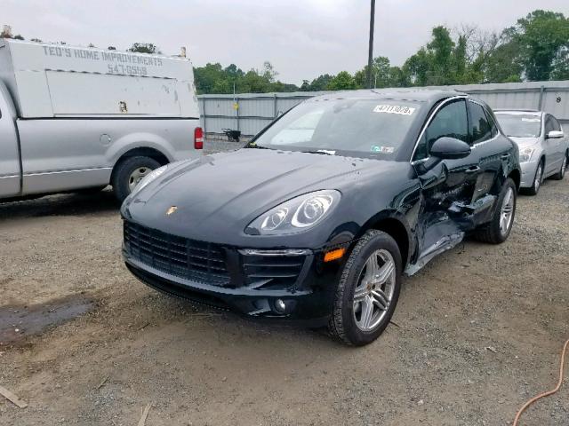 WP1AB2A51HLB20855 - 2017 PORSCHE MACAN BLACK photo 2