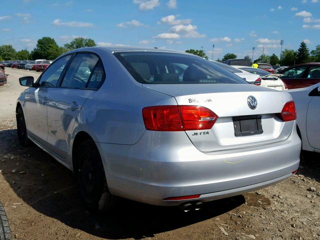 3VW2K7AJ6BM117419 - 2011 VOLKSWAGEN JETTA BASE SILVER photo 3