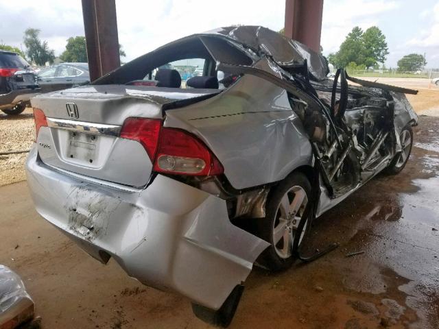 19XFA1F69AE041549 - 2010 HONDA CIVIC LX-S Gümüş foto 4