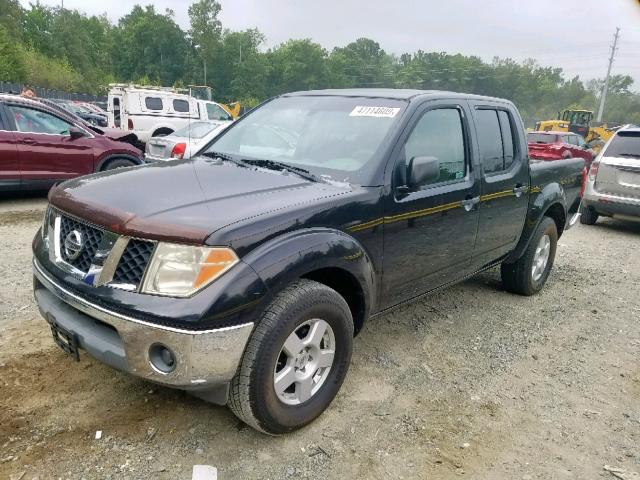 1N6AD07U46C406045 - 2006 NISSAN FRONTIER C BLACK photo 2