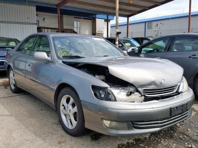 JT8BF28G2Y0263248 - 2000 LEXUS ES 300 SILVER photo 1