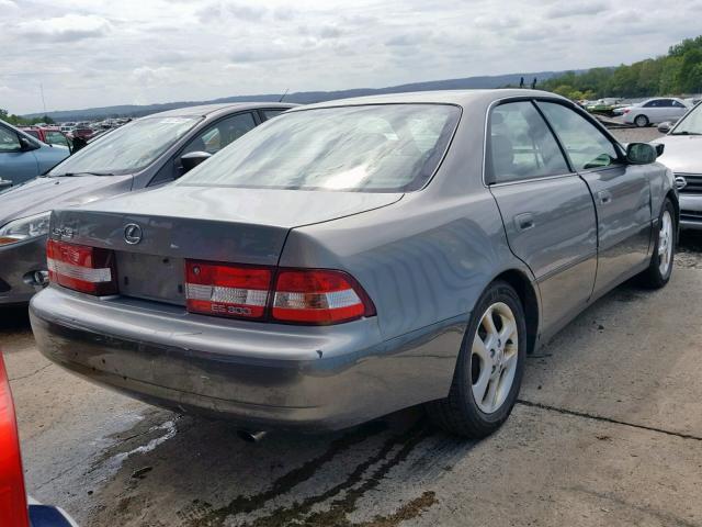 JT8BF28G2Y0263248 - 2000 LEXUS ES 300 SILVER photo 4