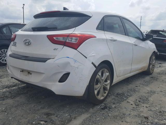 KMHD35LH3EU227587 - 2014 HYUNDAI ELANTRA GT WHITE photo 4