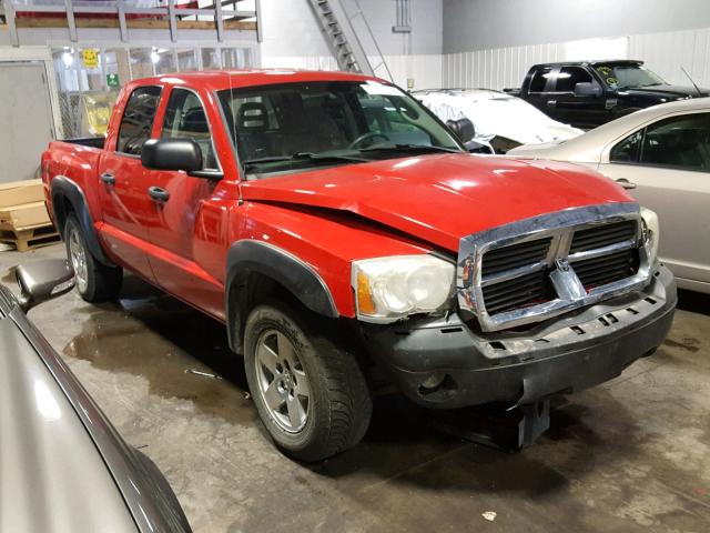 1D7HW48NX5S273408 - 2005 DODGE DAKOTA QUA RED photo 1