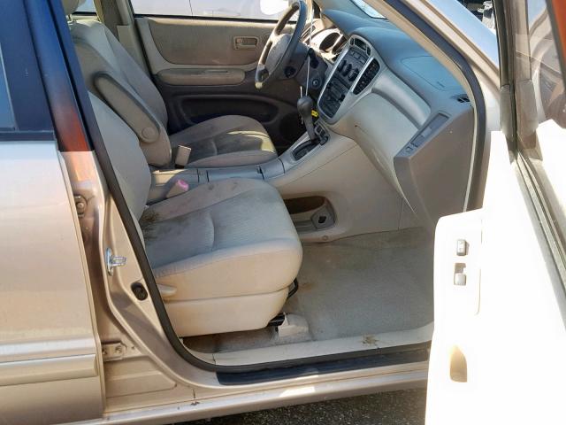 JTEGD21A140102477 - 2004 TOYOTA HIGHLANDER TAN photo 5