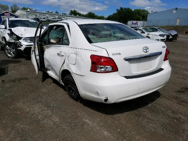 JTDBT4K30A1356555 - 2010 TOYOTA YARIS WHITE photo 3