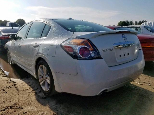 1N4BL2AP6AN490719 - 2010 NISSAN ALTIMA SR WHITE photo 3