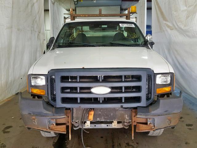 1FDSF30596ED42798 - 2006 FORD F350 SRW S WHITE photo 9