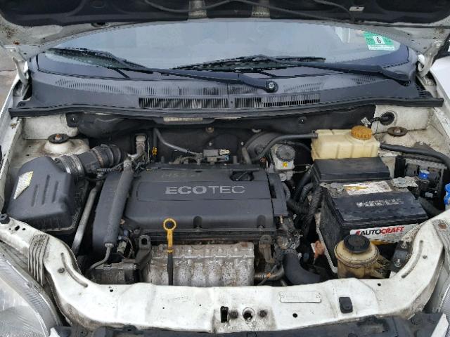 KL1TD6DE5BB238029 - 2011 CHEVROLET AVEO LS WHITE photo 7