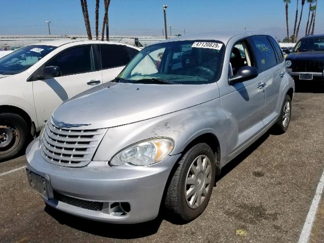 3A8FY48B68T136821 - 2008 CHRYSLER PT CRUISER SILVER photo 2